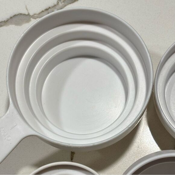Set of 4 pcs White Plastic Kitchen Baking Measuring Measure Spoon Cup Set - Picture 3 of 16